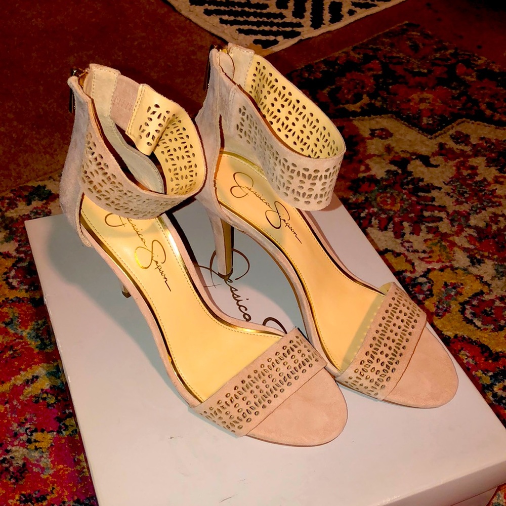 Jessica Simpson Powder Nude Heels